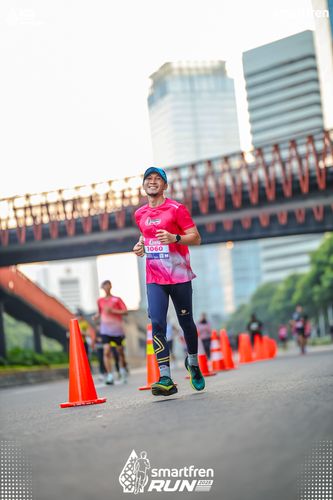Race photo from Smartfren Run 2025 