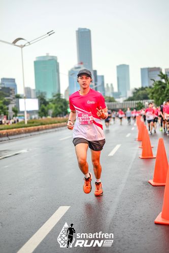 Race photo from Smartfren Run 2024