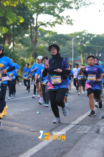 Race photo from Isoplus Run 2024 Surabaya