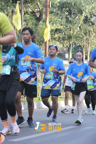 Race photo from Isoplus Run 2024 Surabaya
