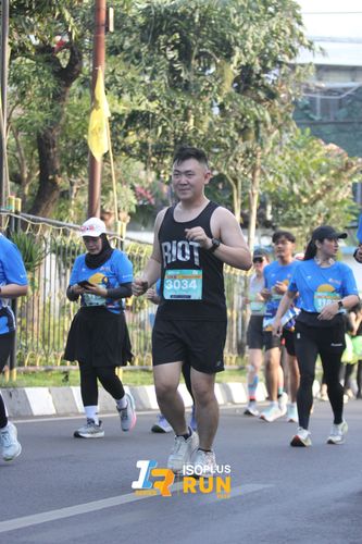 Race photo from Isoplus Run 2024 Surabaya