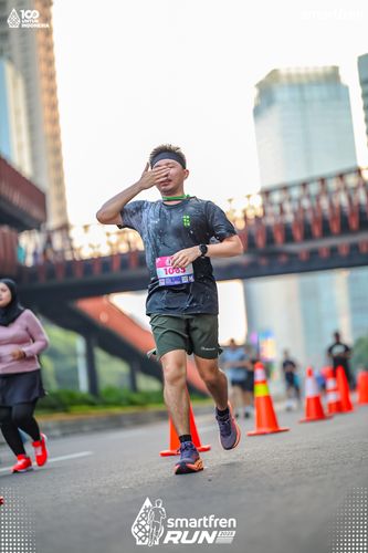 Race photo from Smartfren Run 2025 
