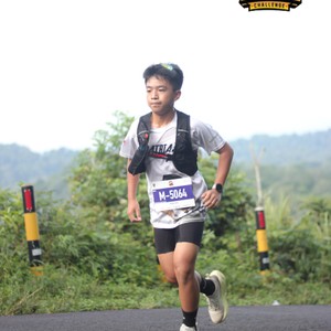 Race photo from KELUD VERTICAL CHALLENGE 2025