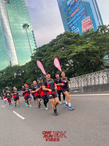 Race photo from ONE RUN 10K VIBES JAKARTA 