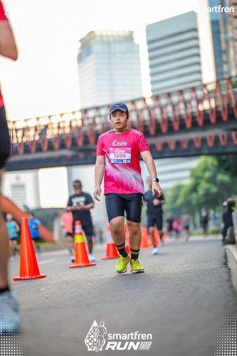 Race photo from Smartfren Run 2025 