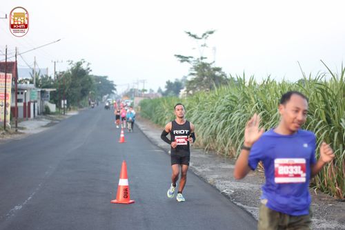 Race photo from Kediri Half Marathon 2024