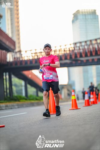 Race photo from Smartfren Run 2025 