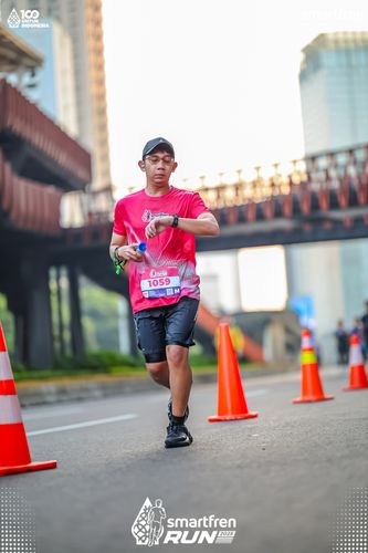 Race photo from Smartfren Run 2025 