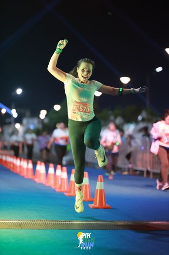 Race photo from PIK NITE RUN 2025