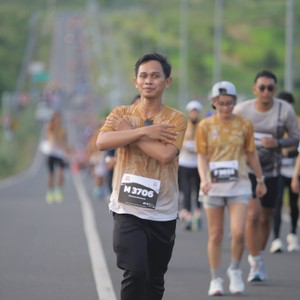 Race photo from KEDIRI HALF MARATHON 2026