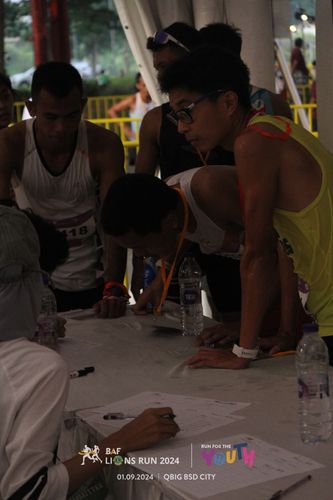 Race photo from BAF LIONS RUN 2024