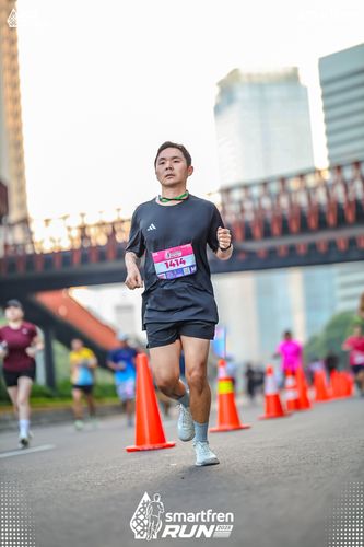 Race photo from Smartfren Run 2025 