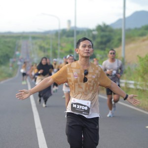 Race photo from KEDIRI HALF MARATHON 2026