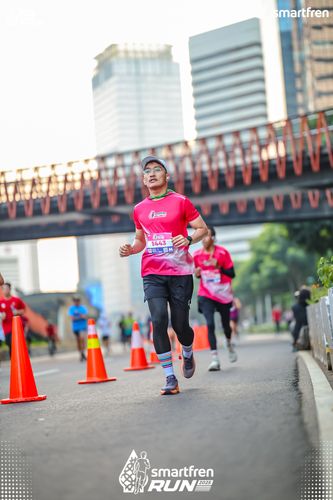 Race photo from Smartfren Run 2025 