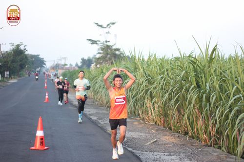 Race photo from Kediri Half Marathon 2024