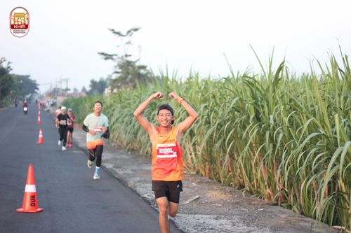 Race photo from Kediri Half Marathon 2024
