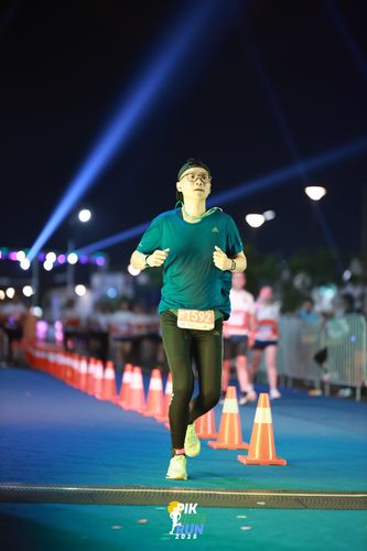 Race photo from PIK NITE RUN 2025