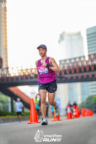 Race photo from Smartfren Run 2025 