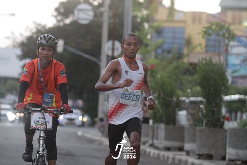 Race photo from Jabar Run 10K 2024