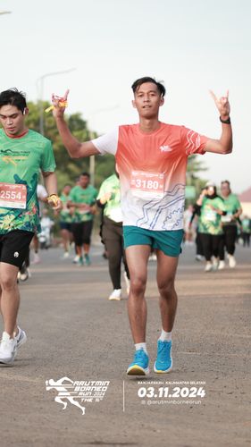 Race photo from Arutmin Borneo Run 2024