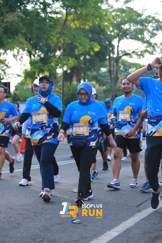 Race photo from Isoplus Run 2024 Surabaya