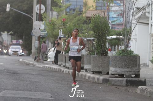 Race photo from Jabar Run 10K 2024