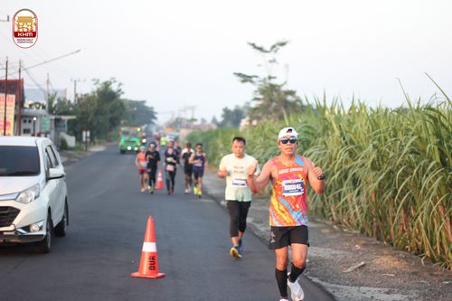 Race photo from Kediri Half Marathon 2024
