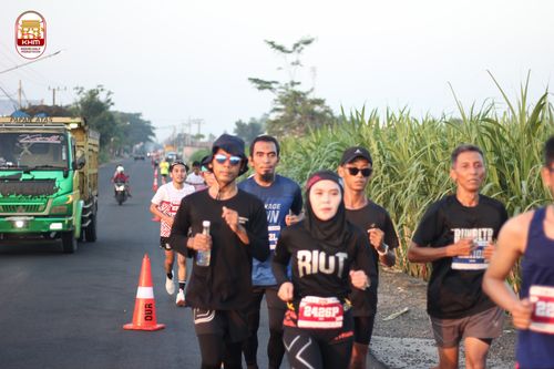 Race photo from Kediri Half Marathon 2024