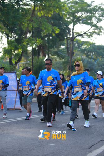 Race photo from Isoplus Run 2024 Surabaya