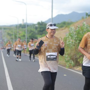 Race photo from KEDIRI HALF MARATHON 2026