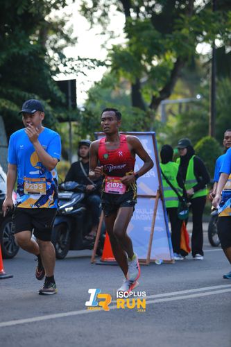 Race photo from Isoplus Run 2024 Surabaya