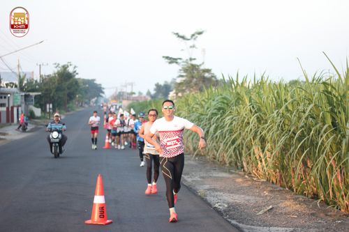 Race photo from Kediri Half Marathon 2024