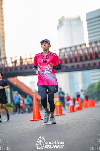 Race photo from Smartfren Run 2025 