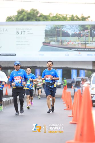 Race photo from SURABAYA ISOPLUS MARATHON 2025
