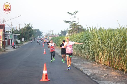 Race photo from Kediri Half Marathon 2024