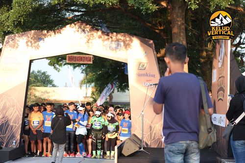 Race photo from Kelud Vertical Challenge 2024