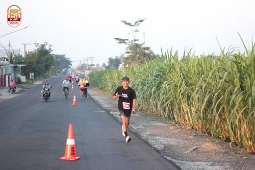 Race photo from Kediri Half Marathon 2024