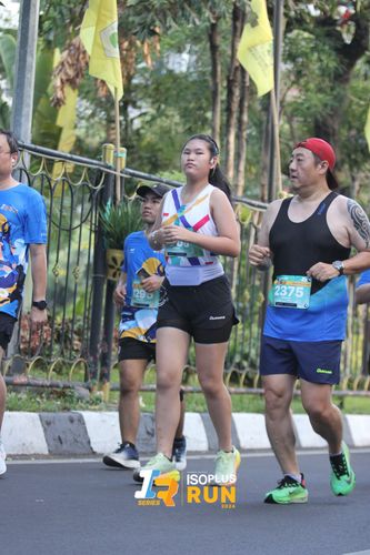 Race photo from Isoplus Run 2024 Surabaya