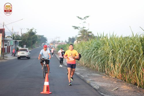 Race photo from Kediri Half Marathon 2024
