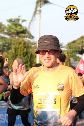 Race photo from Kelud Vertical Challenge 2024
