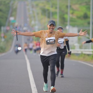 Race photo from KEDIRI HALF MARATHON 2026
