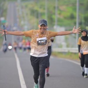 Race photo from KEDIRI HALF MARATHON 2026