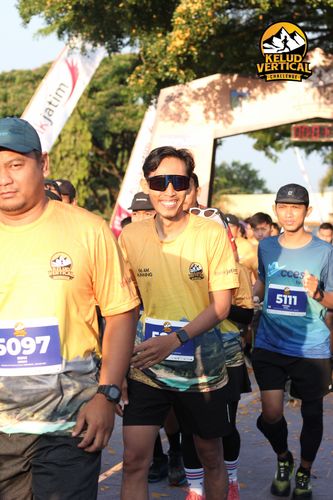 Race photo from Kelud Vertical Challenge 2024