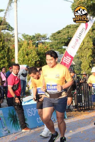 Race photo from Kelud Vertical Challenge 2024