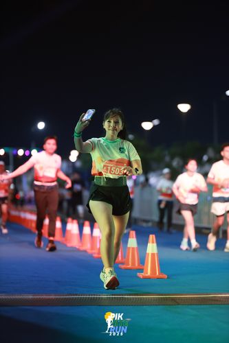Race photo from PIK NITE RUN 2025