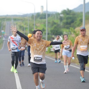 Race photo from KEDIRI HALF MARATHON 2026