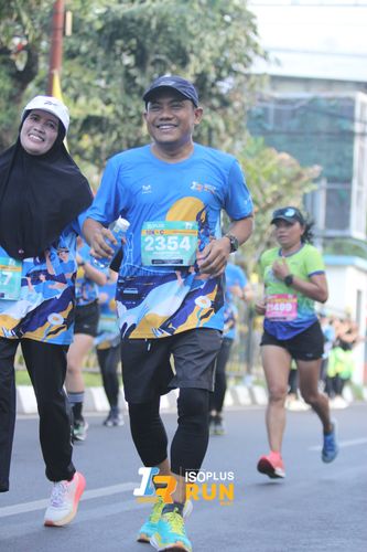 Race photo from Isoplus Run 2024 Surabaya
