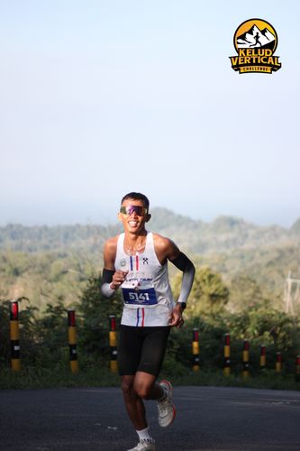 Race photo from Kelud Vertical Challenge 2024