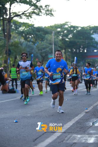 Race photo from Isoplus Run 2024 Surabaya