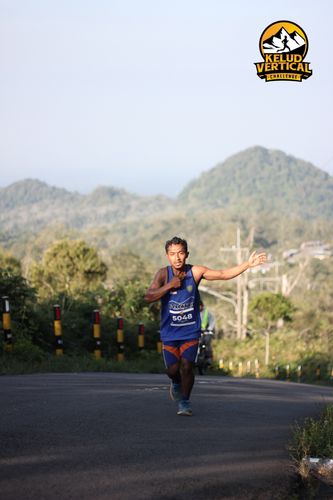 Race photo from Kelud Vertical Challenge 2024